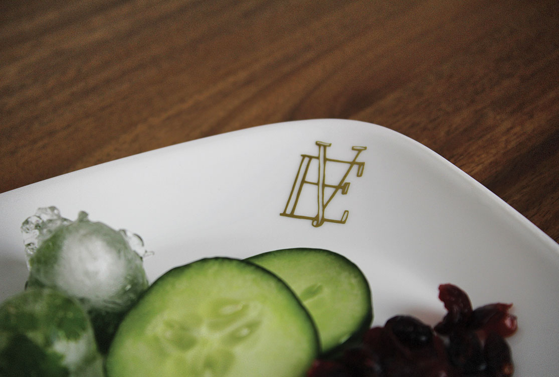 深圳高端餐厅VI设计_深圳餐厅logo设计_奶茶品牌logo设计_品牌VI设计_视觉餐饮