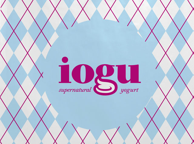 葡萄牙第一家冰冻酸奶店LOGO设计