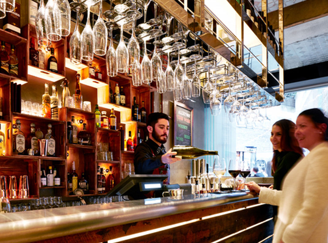 悉尼中央商务区微型威士忌酒吧设计