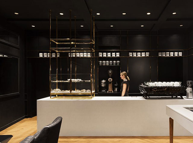简约框架，时尚材料咖啡店空间设计