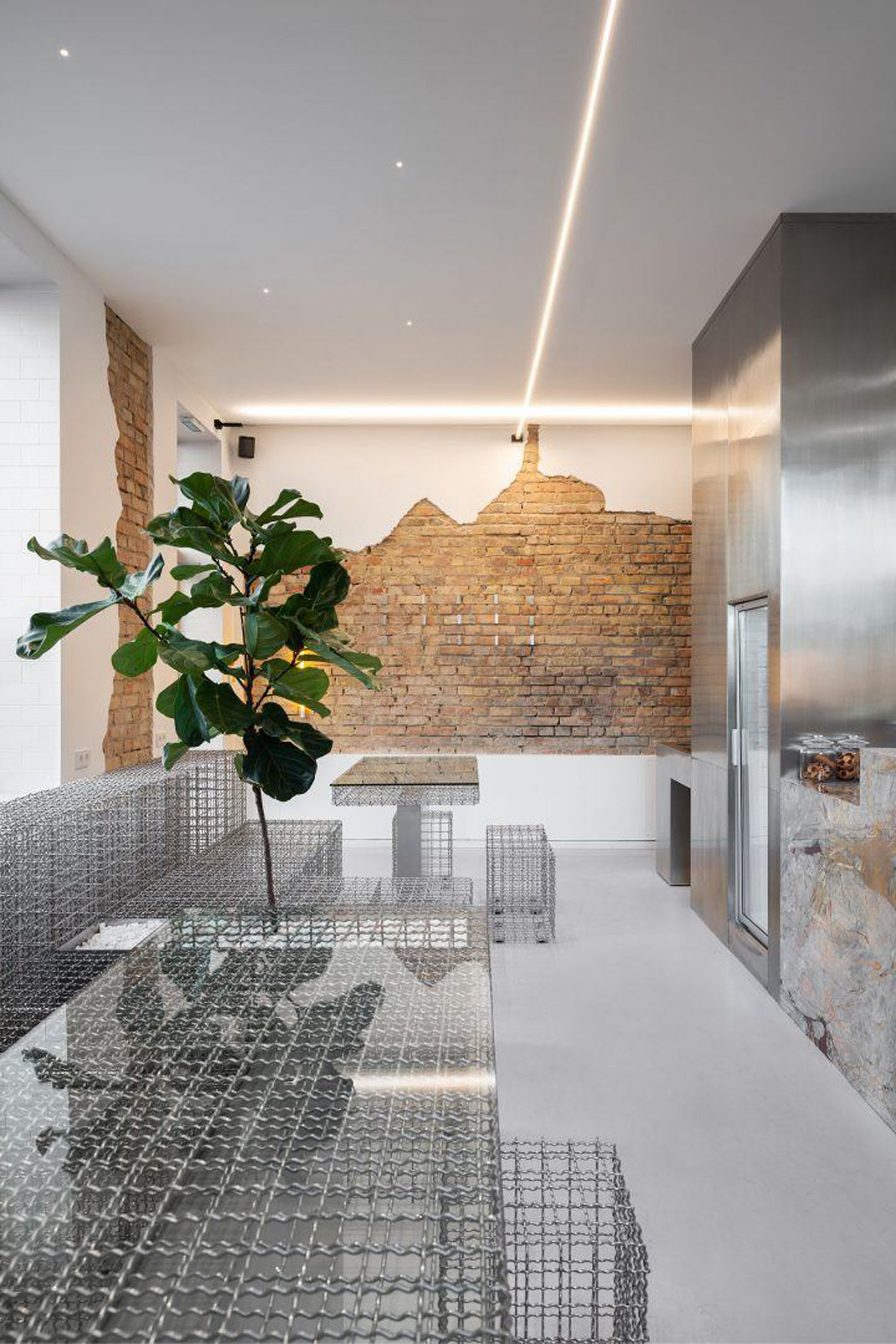 公寓改建而成的碗咖啡馆设计 乌克兰 咖啡馆 金属网 餐厅LOGO VI设计 空间设计 视觉餐饮