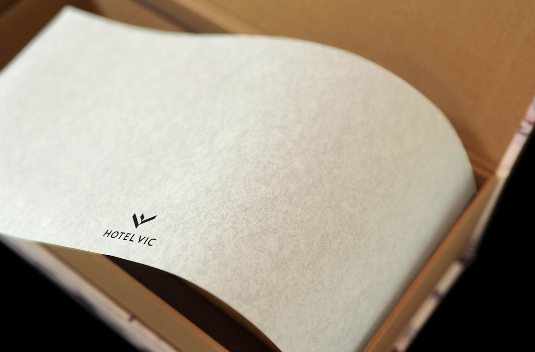 月满盈秋中秋礼盒包装设计 studiomuch 香港 中秋 月饼 包装设计 logo设计 logo设计 vi设计 空间设计 视觉餐饮