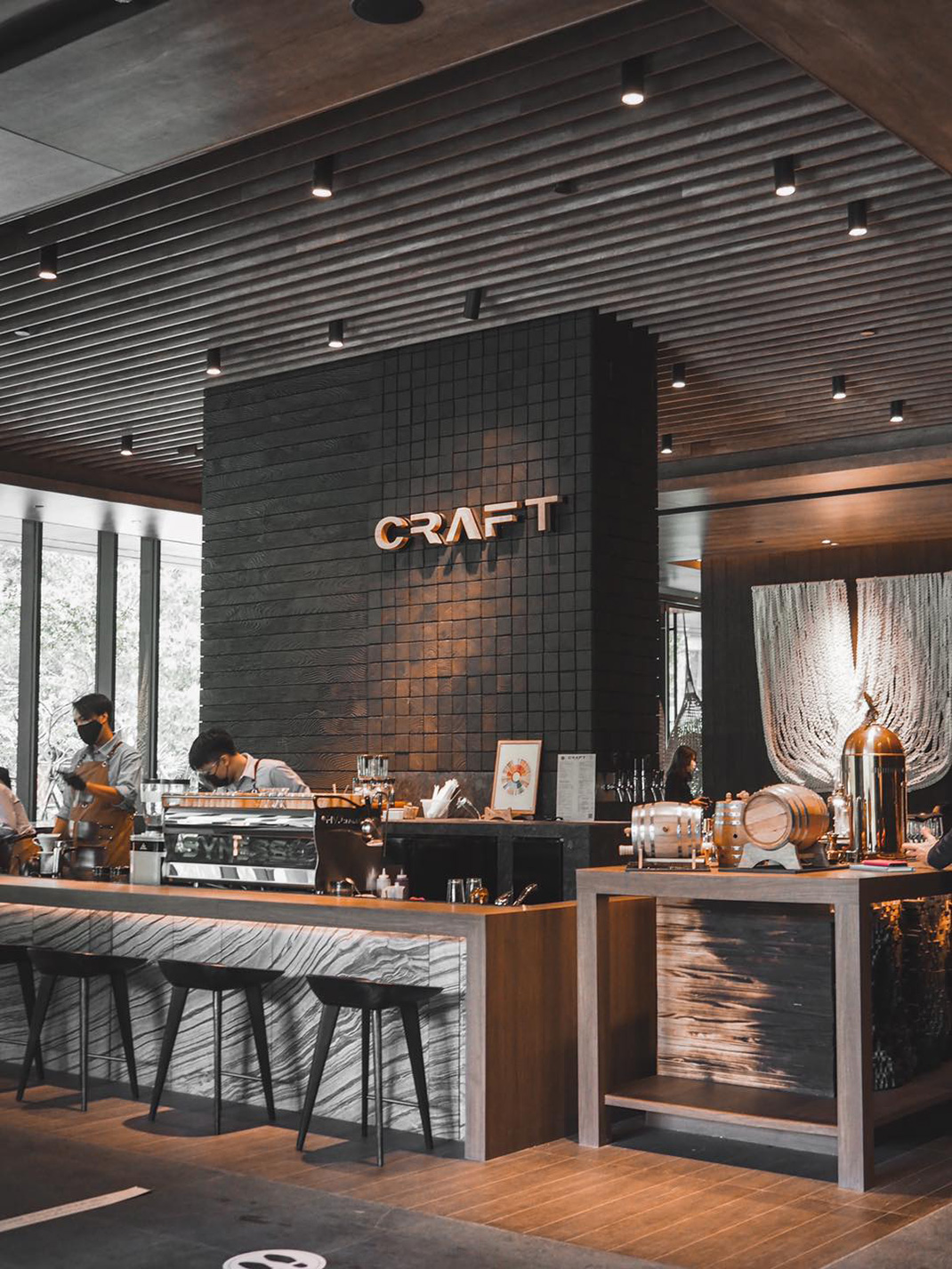 曼谷金普顿·马来莱的Craft Cafe酒吧 泰国 曼谷 酒吧 咖啡店 cafe  logo设计 vi设计 空间设计 视觉餐饮