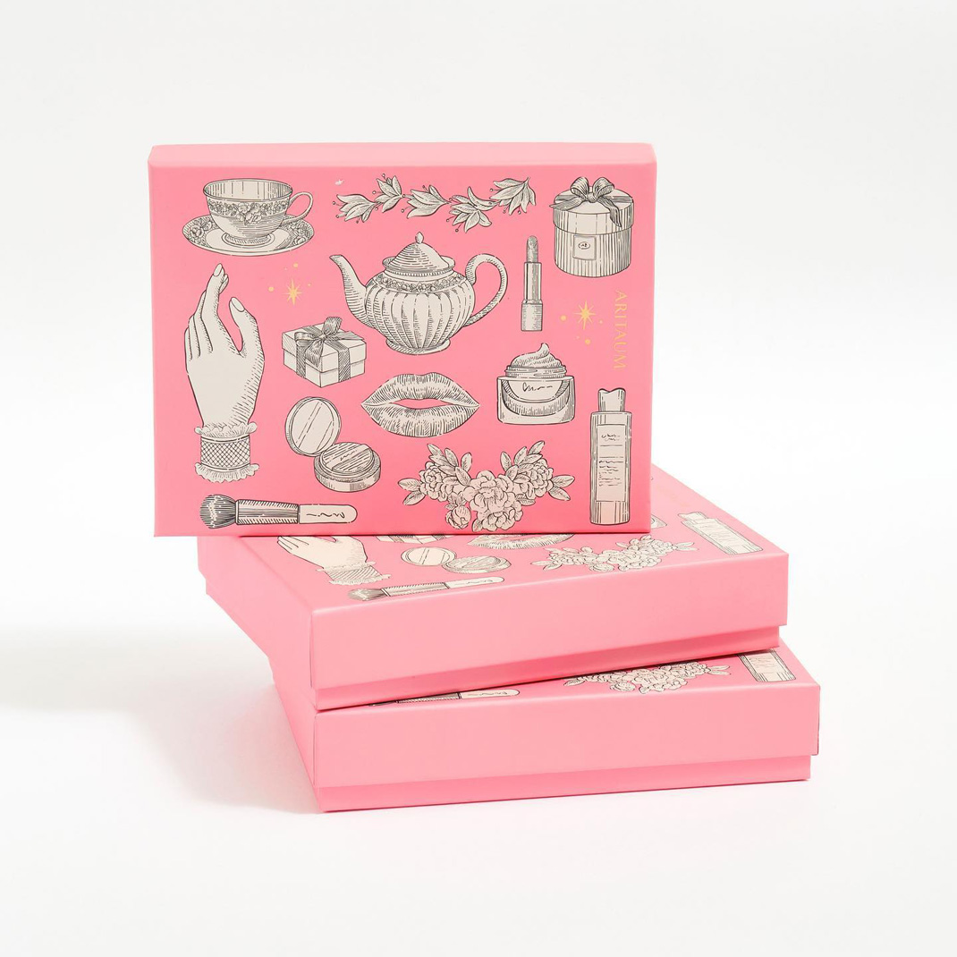 Aritaum第一家多品店 上海 咖啡馆 插画 插图 包装设计 粉色 logo设计 vi设计 空间设计