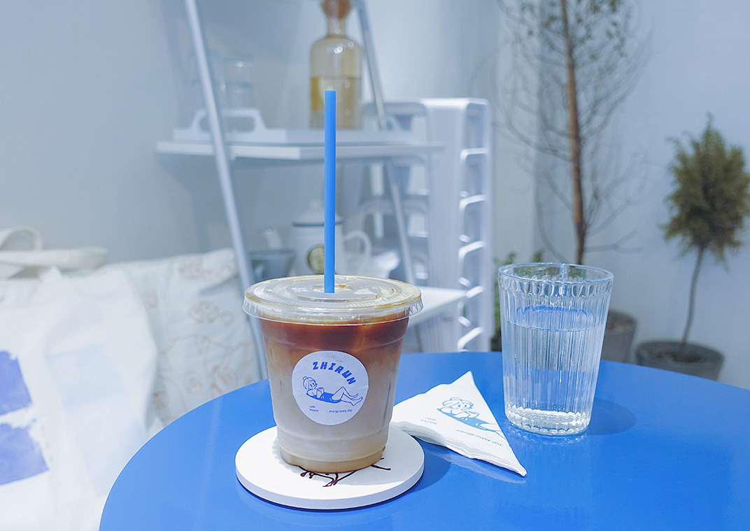 植闰咖啡ZHIRUN CAFE 重庆 咖啡店 韩国风 插画设计 插图设计 网红店 logo设计 vi设计 空间设计