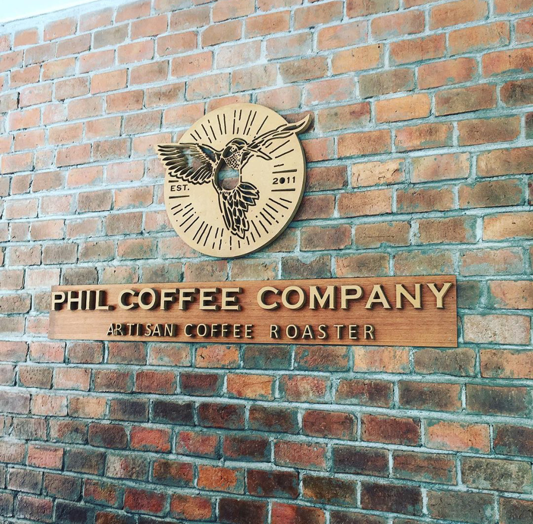 咖啡店Phil Coffee 泰国 曼谷 插画设计 广告制作 logo设计 vi设计 空间设计