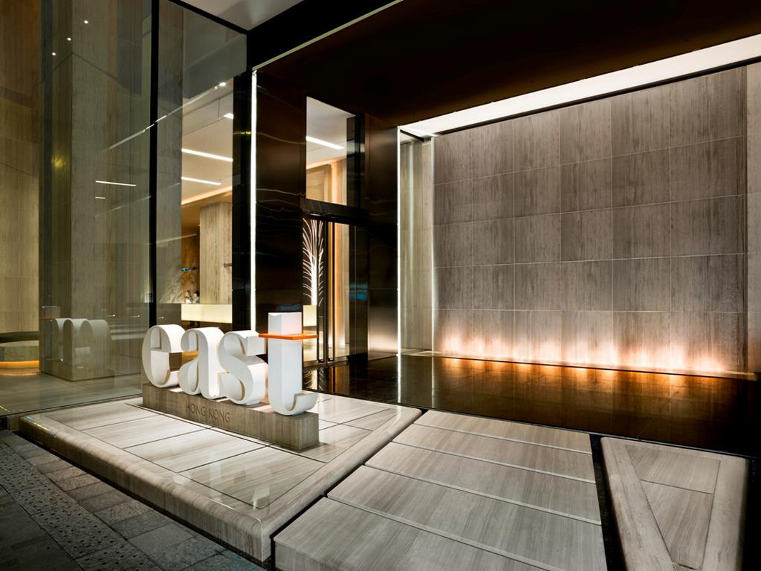 酒店餐厅EAST Hong Kong 香港 主题餐厅 酒店 轻奢 不锈钢 logo设计 vi设计 空间设计