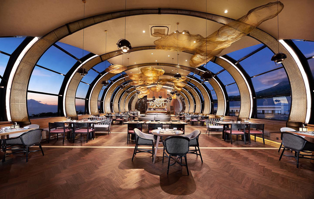 酒吧Skydome Lounge & Bar 印度 酒吧 弧形 阵列 楼顶 logo设计 vi设计 空间设计