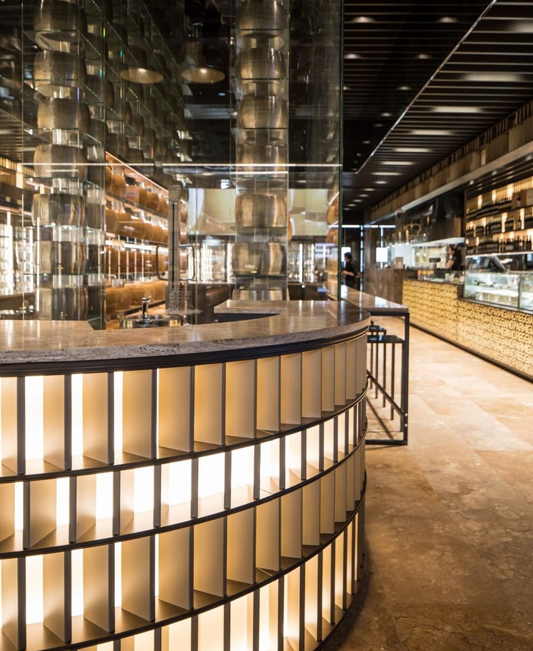 餐厅Parmigiano Reggiano 意大利 主题餐厅 阵列 玻璃  laistudio logo设计 vi设计 空间设计