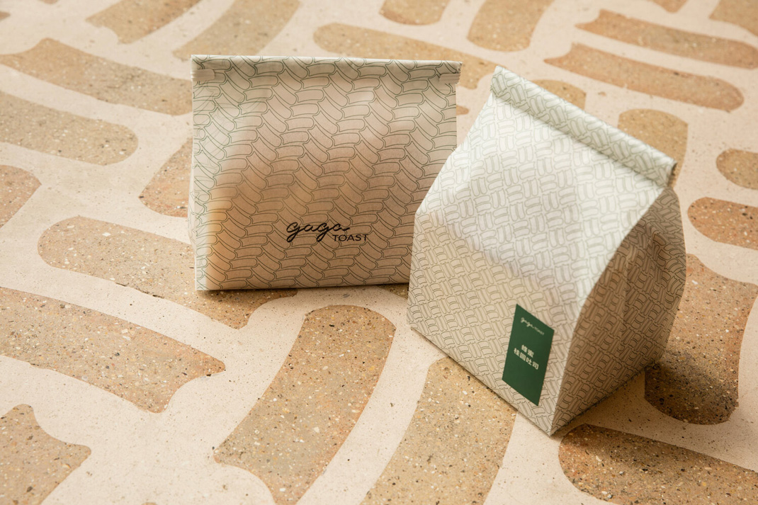 Gaga Toast在深圳崛起 深圳 面包店 饮品店 菜单设计 包装设计 logo设计 vi设计 空间设计