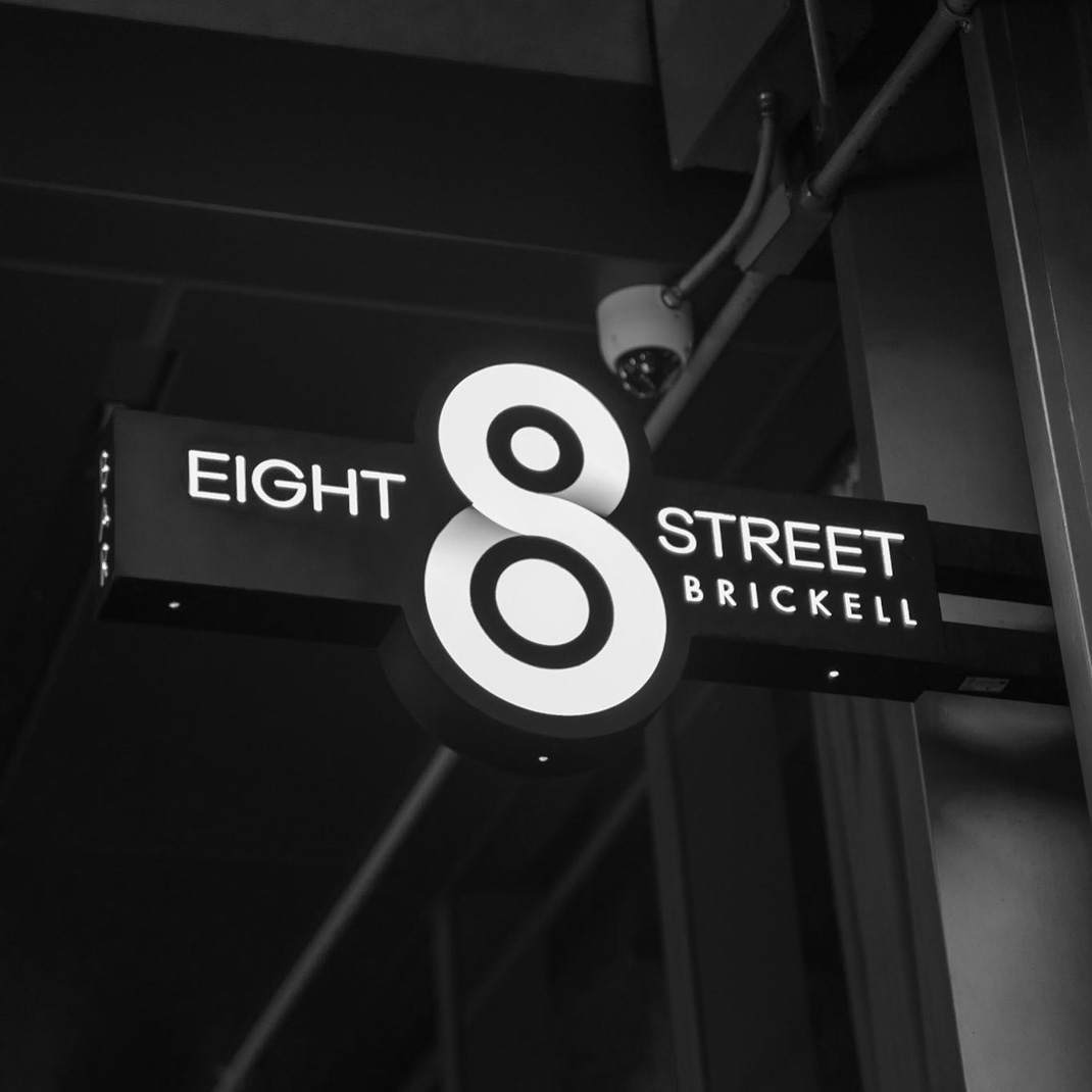鸡尾酒吧8StreetBrickell 美国 酒吧 金属网 字体设计 logo设计 vi设计 空间设计