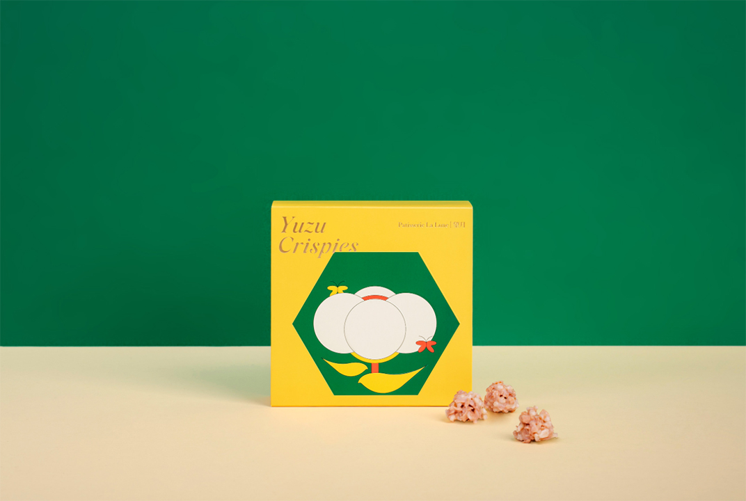 月饼糕点店 CNY 2022 香港 月饼 包装设计 礼盒 插画设计 logo设计 vi设计 空间设计
