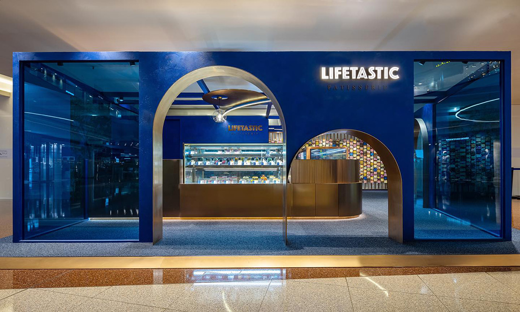甜品店LIFETASTIC Hong Kong 香港 上海 中环 甜品店 蓝色 黄铜 logo设计 vi设计 空间设计