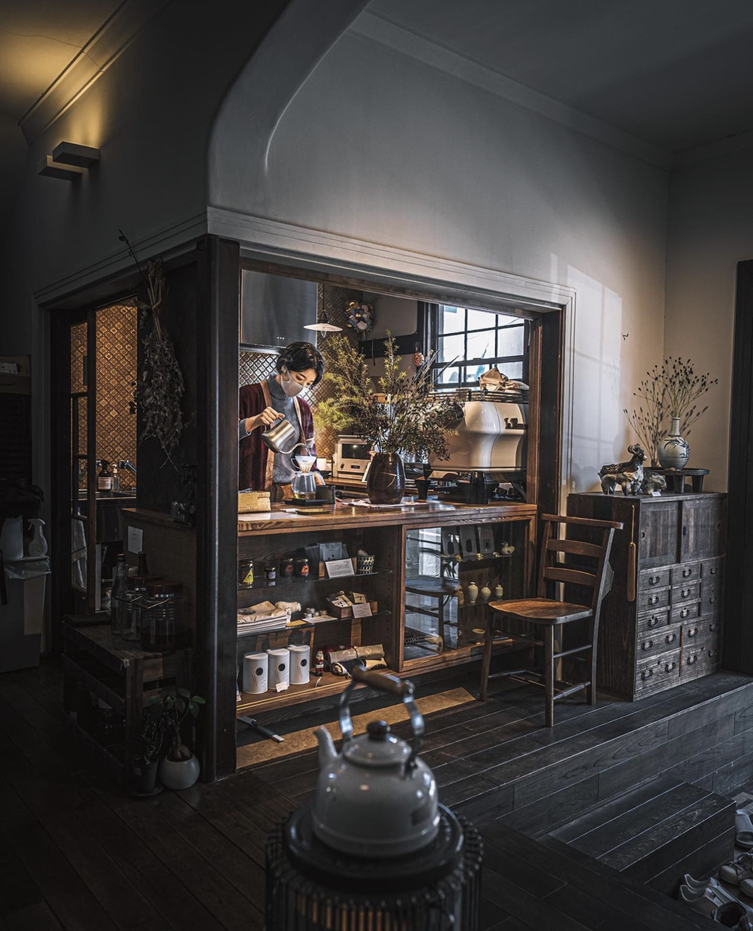 古早氛围咖啡店 北京 上海 成都 武汉 杭州 广州 日本 咖啡馆 古早 复古 木材 logo设计 vi设计 空间设计