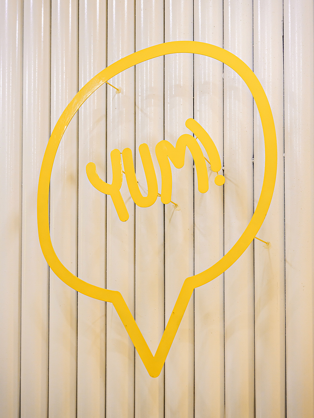 超可爱的餐厅灵感来自一层融化的奶酪 越南 北京 深圳 上海 北京 广州 武汉 咖啡店 餐饮商业 logo设计 vi设计 空间设计
