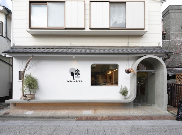 “Mirai No Table”将育儿和餐饮融为一体，日本 | Designed by Harema Design Office