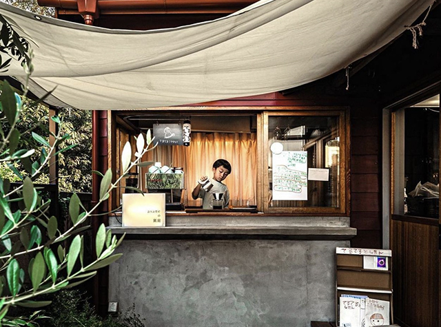 社区店复古咖啡馆，日本