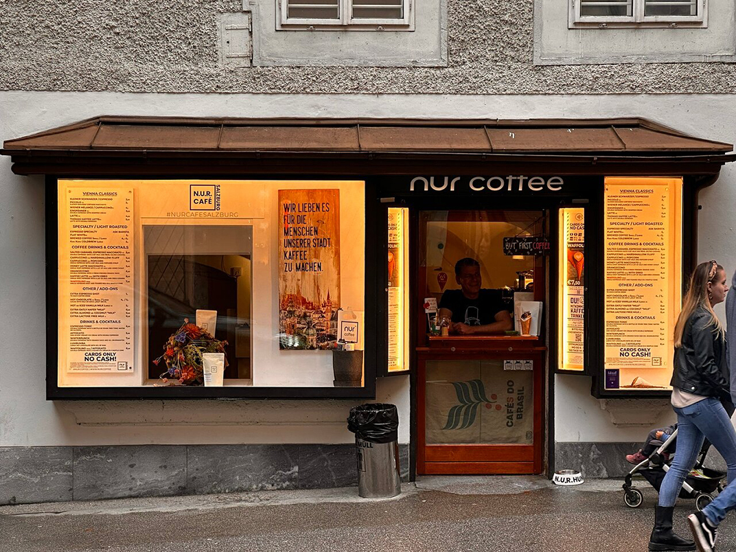 奥地利网红咖啡店NUR COFFEE 珠海 东莞 上海 北京 广州 武汉 咖啡店 餐饮商业 logo设计 vi设计 空间设计