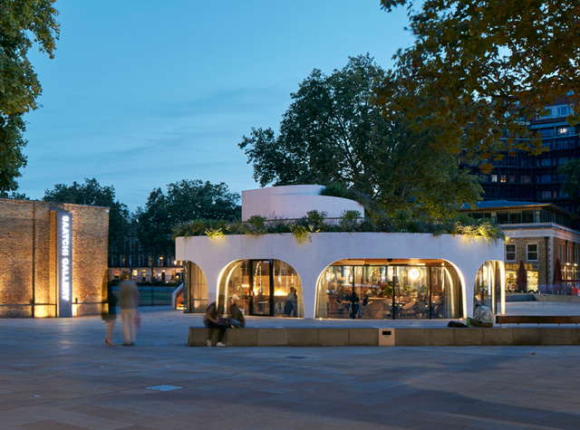 英国广场上的圆形餐厅设计 - 内克斯