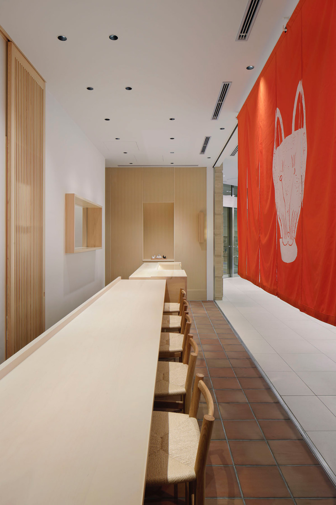 日本料理餐厅空间设计 IDIN Architects 视觉餐饮 全球餐饮研究所 vi设计 空间设计 深圳 武汉 杭州 广州 上海 北京