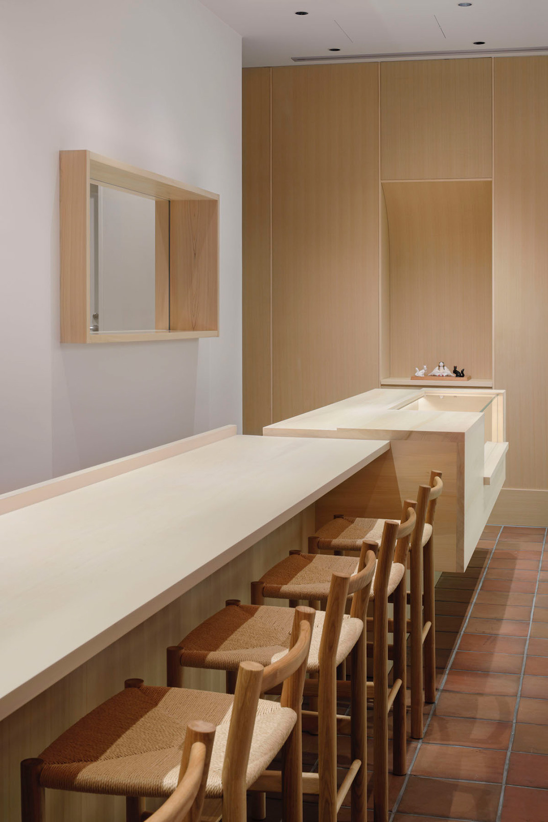 日本料理餐厅空间设计 IDIN Architects 视觉餐饮 全球餐饮研究所 vi设计 空间设计 深圳 武汉 杭州 广州 上海 北京