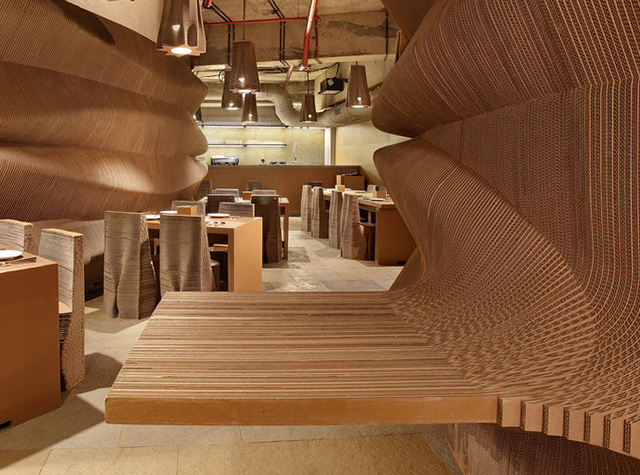 瓦楞纸板设计而成的咖啡厅空间 ｜Design by NUDES