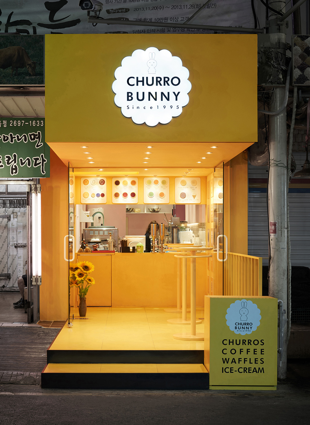 油条兔子Churros咖啡厅 韩国 首尔 面包店 巷子 街铺 餐厅LOGO VI设计 空间设计 视觉餐饮
