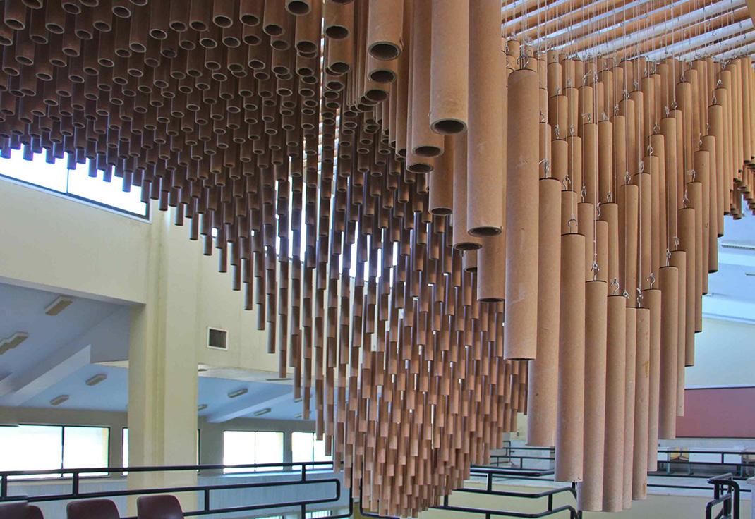 1260根硬纸板管形成的阵列空间设计 伊朗 木梁 金属框架 管柱 阵列 空间参考 餐厅LOGO VI设计 空间设计 视觉餐饮