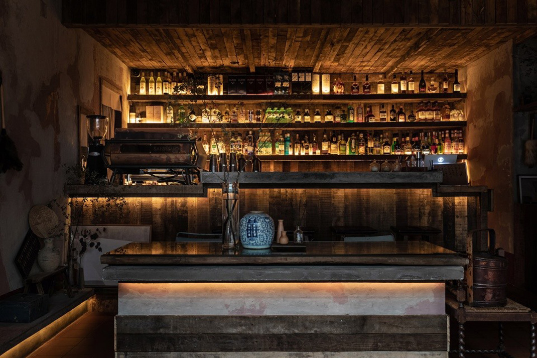 成都的「TIC」酒吧 成都 酒吧 怀旧风 logo设计 vi设计 空间设计 视觉餐饮