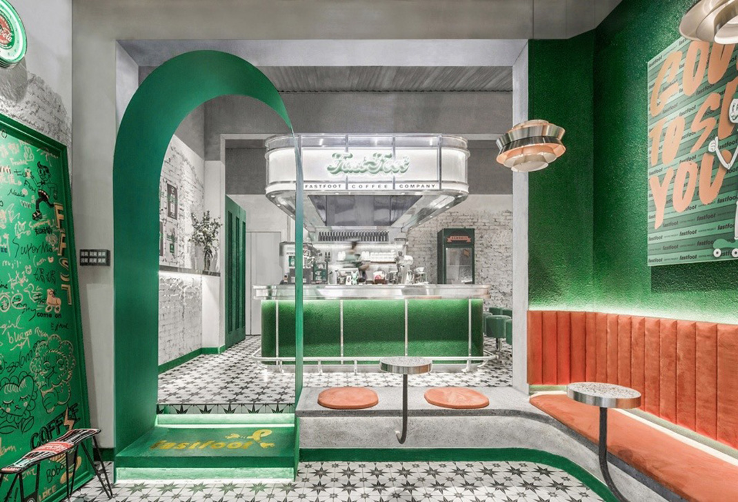 这间「急急脚」咖啡公司 广州 咖啡店 霓虹灯 复古 墨绿色 打卡店 logo设计 vi设计 空间设计 视觉餐饮