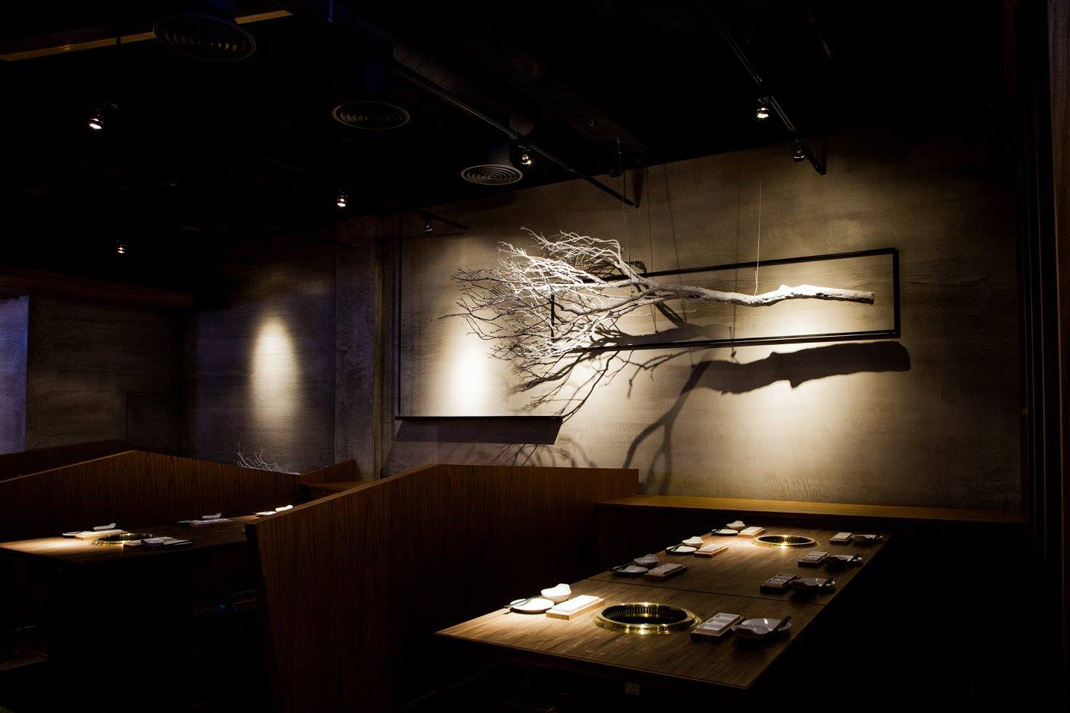 茶六烧肉堂，台湾 台湾 烧烤店 日式 阵列 街铺 木材 logo设计 vi设计 空间设计 视觉餐饮
