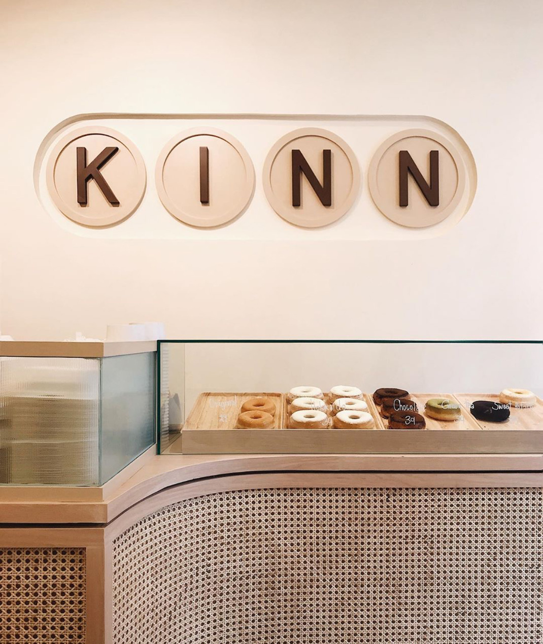 Kinn Bake咖啡店 曼谷 曼谷 咖啡馆 咖啡店 袖珍店 logo设计 vi设计 空间设计