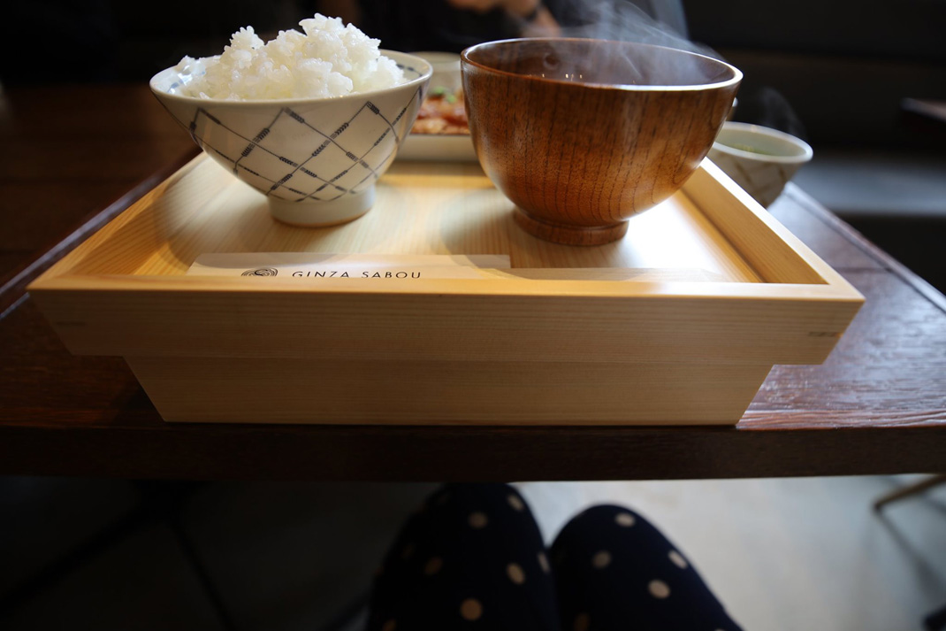 美味的米饭店Ginn Thanos 日本 日本 沙龙餐厅 米饭 自然 logo设计 vi设计 空间设计
