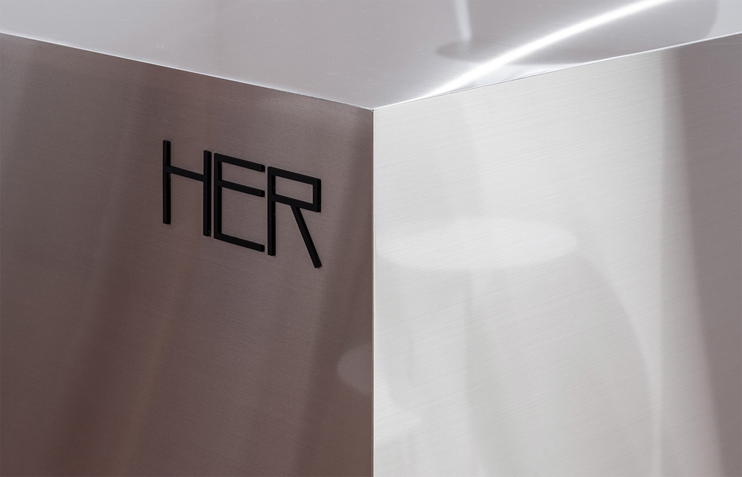 她的概念商店 香港 香港 咖啡店 概念店 不锈钢 logo设计 vi设计 空间设计
