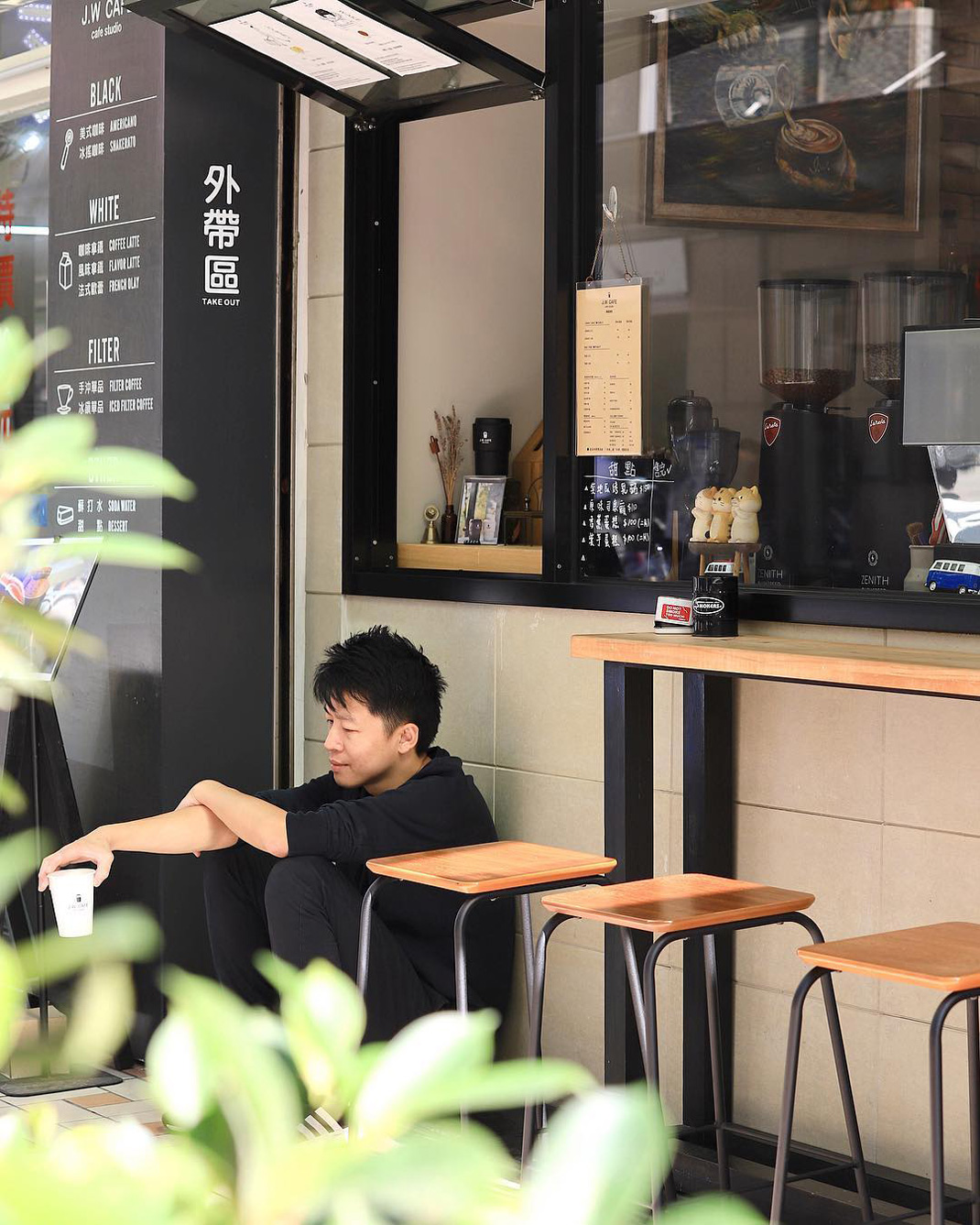 J.W. Cafe咖啡店 台湾 台北 咖啡店 cafe logo设计 vi设计 空间设计