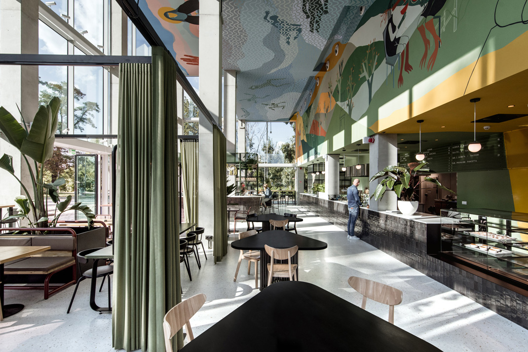 康科迪亚设计中心屋顶露台餐厅 波兰 露台 木材 金属 瓷砖 涂料 logo设计 vi设计 空间设计