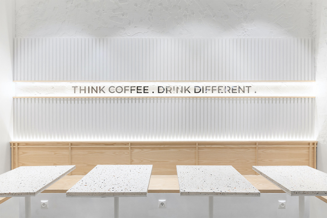 ABC咖啡烘焙机 俄罗斯 咖啡店 极简主义 白色 logo设计 vi设计 空间设计