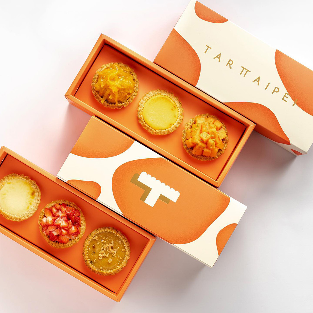 甜品店Tart Taipei 台湾 甜品店 字母设计 包装设计 logo设计 vi设计 空间设计