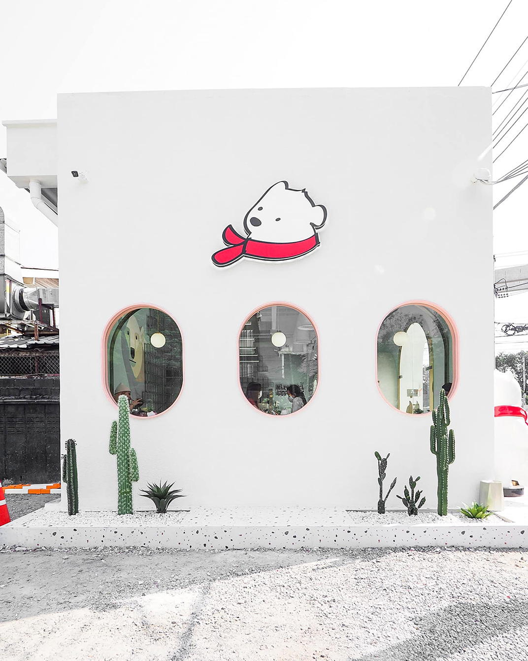甜品店Hiro Keki Thailand 泰国 咖啡店 白色空间 吉祥物 插画设计 logo设计 vi设计 空间设计