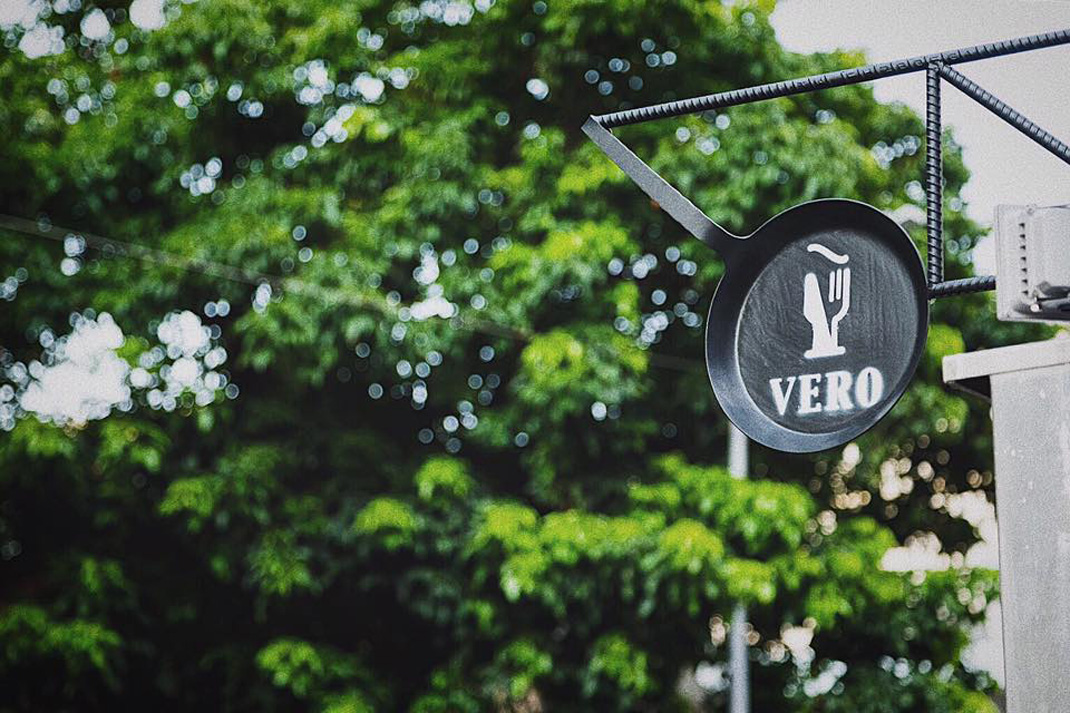 Vero 米若义式餐酒 意大利餐厅 字母 店招 菜单 标志设计 logo设计 vi设计 空间设计