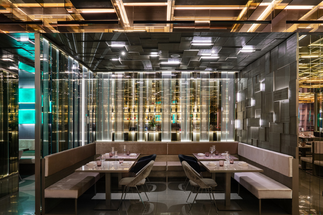 寿司餐厅Sanshi 科尔贝塔 寿司 镜面玻璃 logo设计 vi设计 空间设计