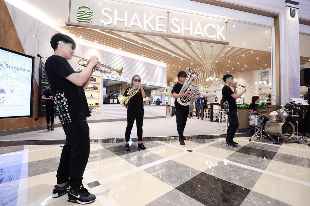 Shake Shack Hong Kong 澳门伦敦人 澳门 汉堡店 插图 包装 logo设计 vi设计 空间设计