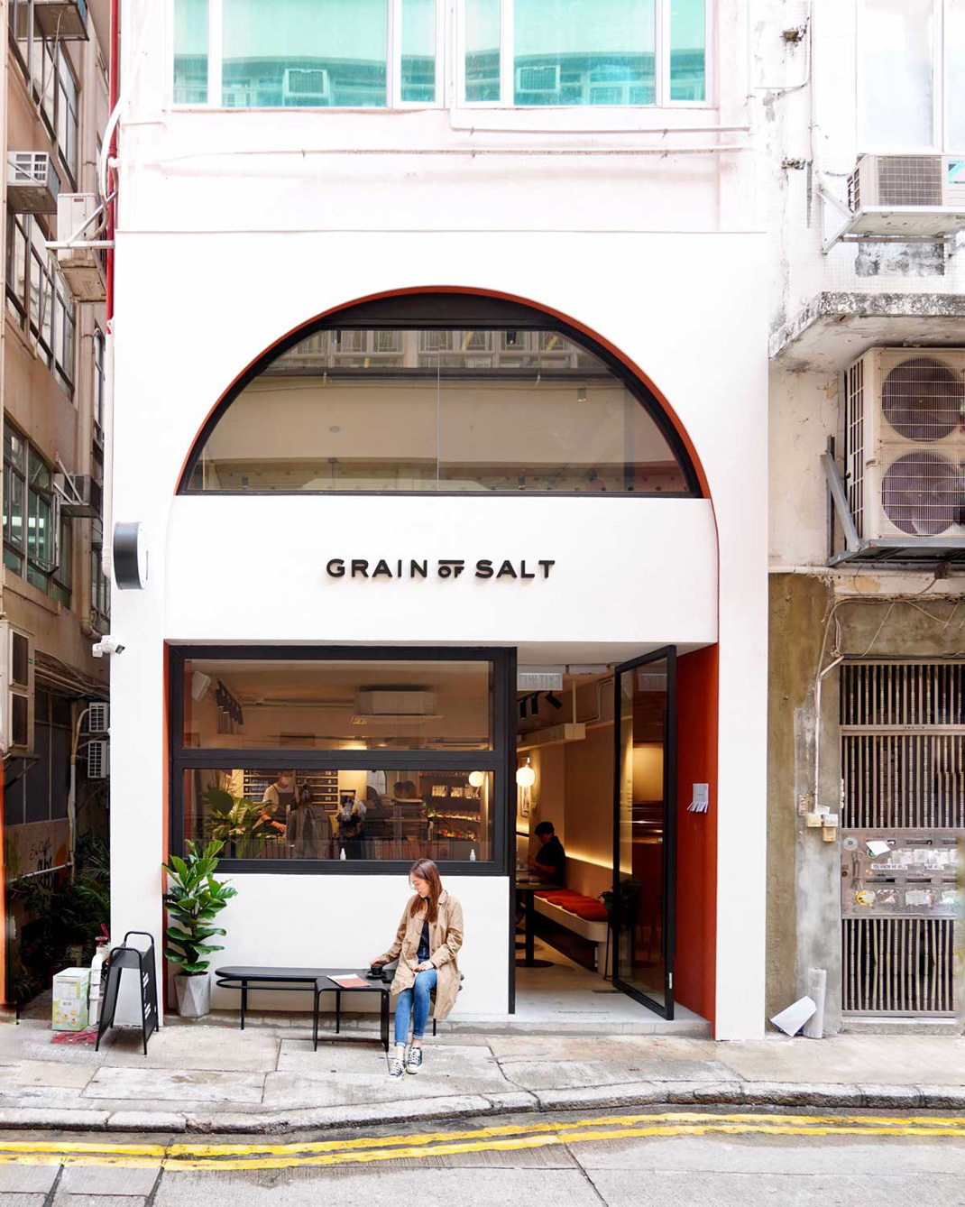 咖啡店GRAIN OF SALT 香港 咖啡店 字体设计 包装设计 logo设计 vi设计 空间设计