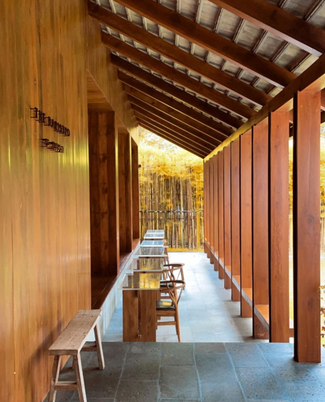 亚洲风格咖啡馆 泰国 咖啡店 庭院 四季 logo设计 vi设计 空间设计