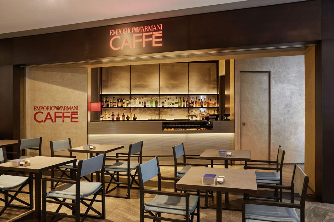餐厅Emporio Armani Caffè Bologna 意大利 咖啡店 logo设计 vi设计 空间设计