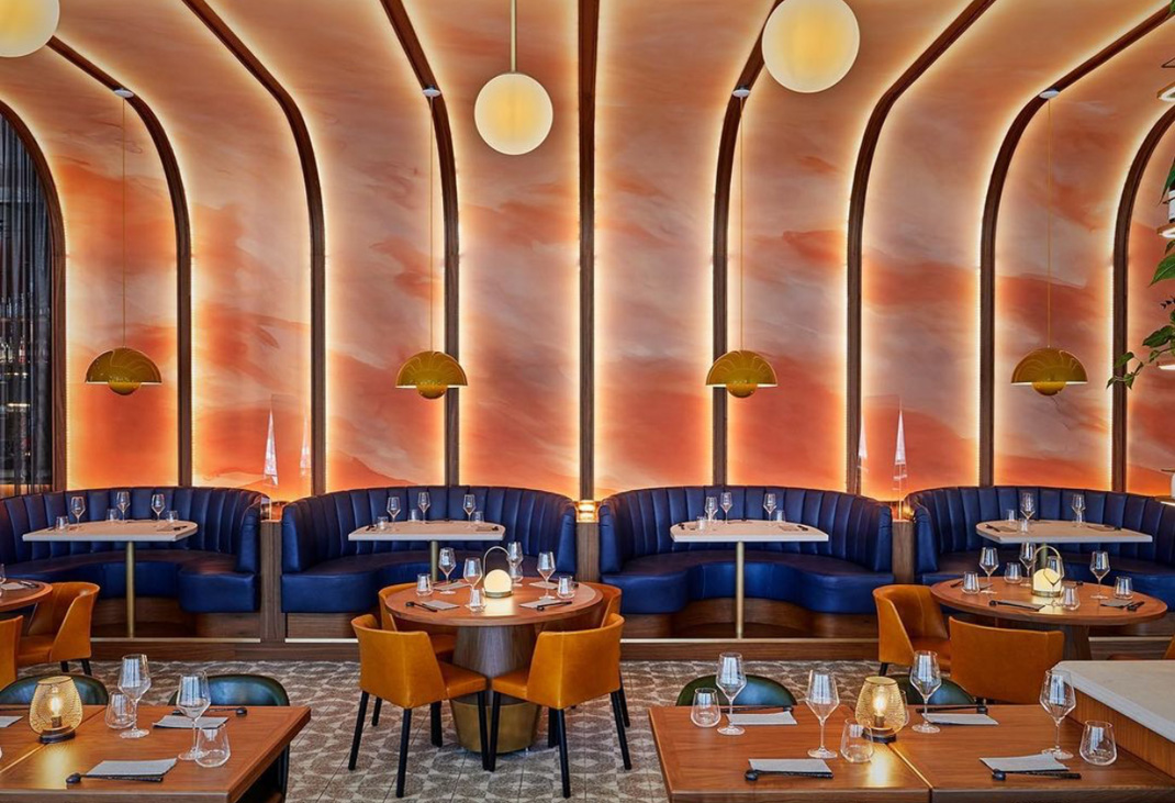 酒店餐厅Minami 多伦多 酒店餐厅 弧形 logo设计 vi设计 空间设计