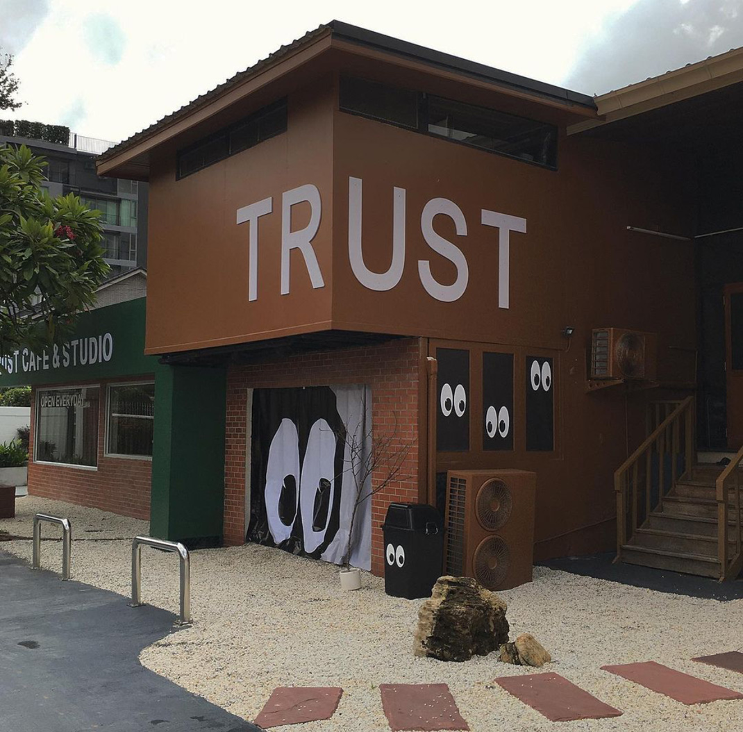 咖啡店Trust Cafe and Studio 泰国 咖啡店 插图 logo设计 vi设计 空间设计