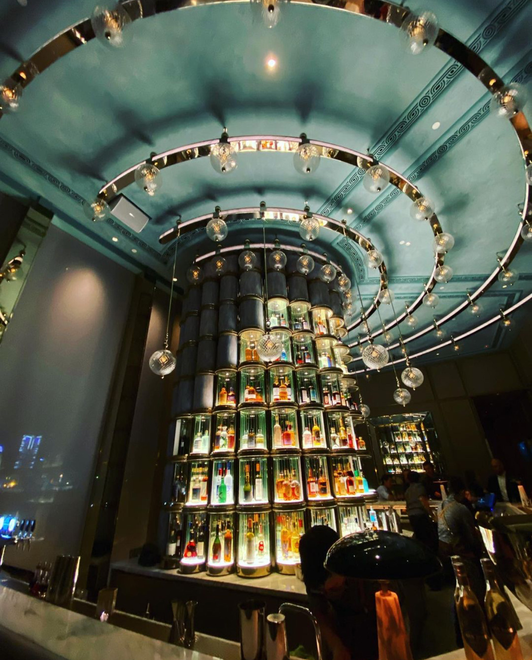 酒吧餐厅Argo Bar 香港 酒吧 酒柜 圆形 弧形 logo设计 vi设计 空间设计