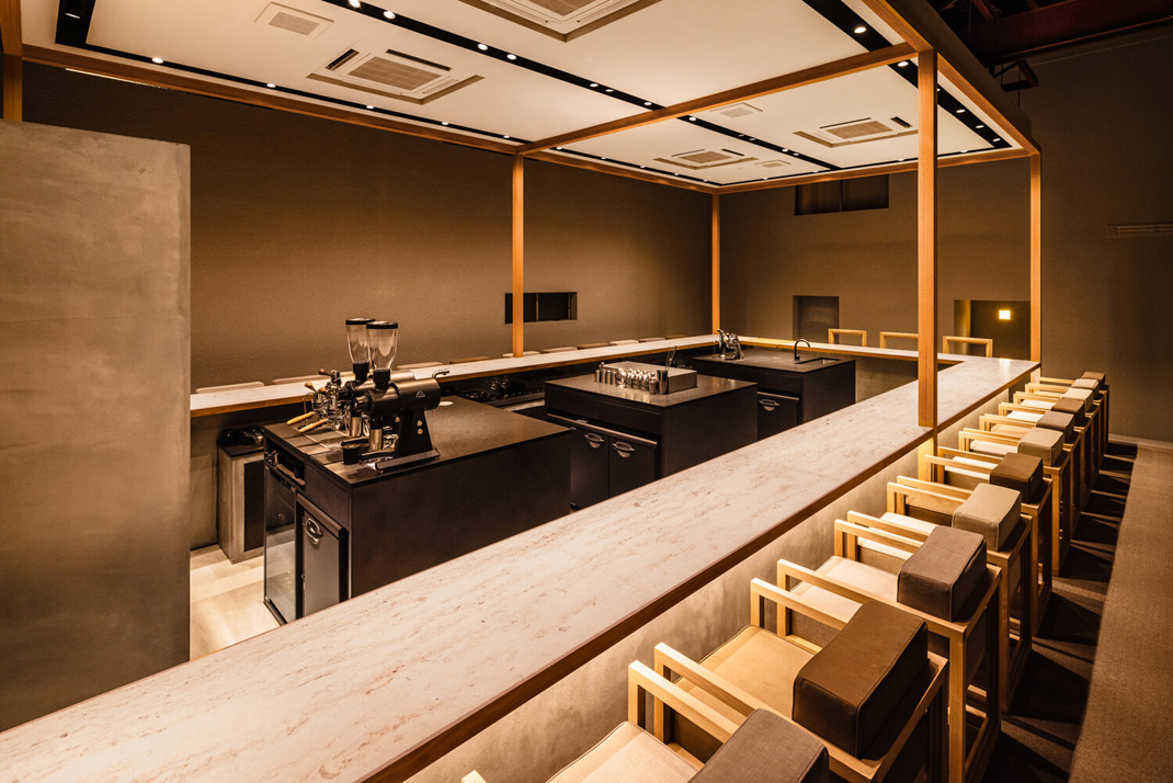 咖啡店KOFFEE MAMEYA 日本 东京 咖啡店 小白橡实木 黄铜 大理石 logo设计 vi设计 空间设计