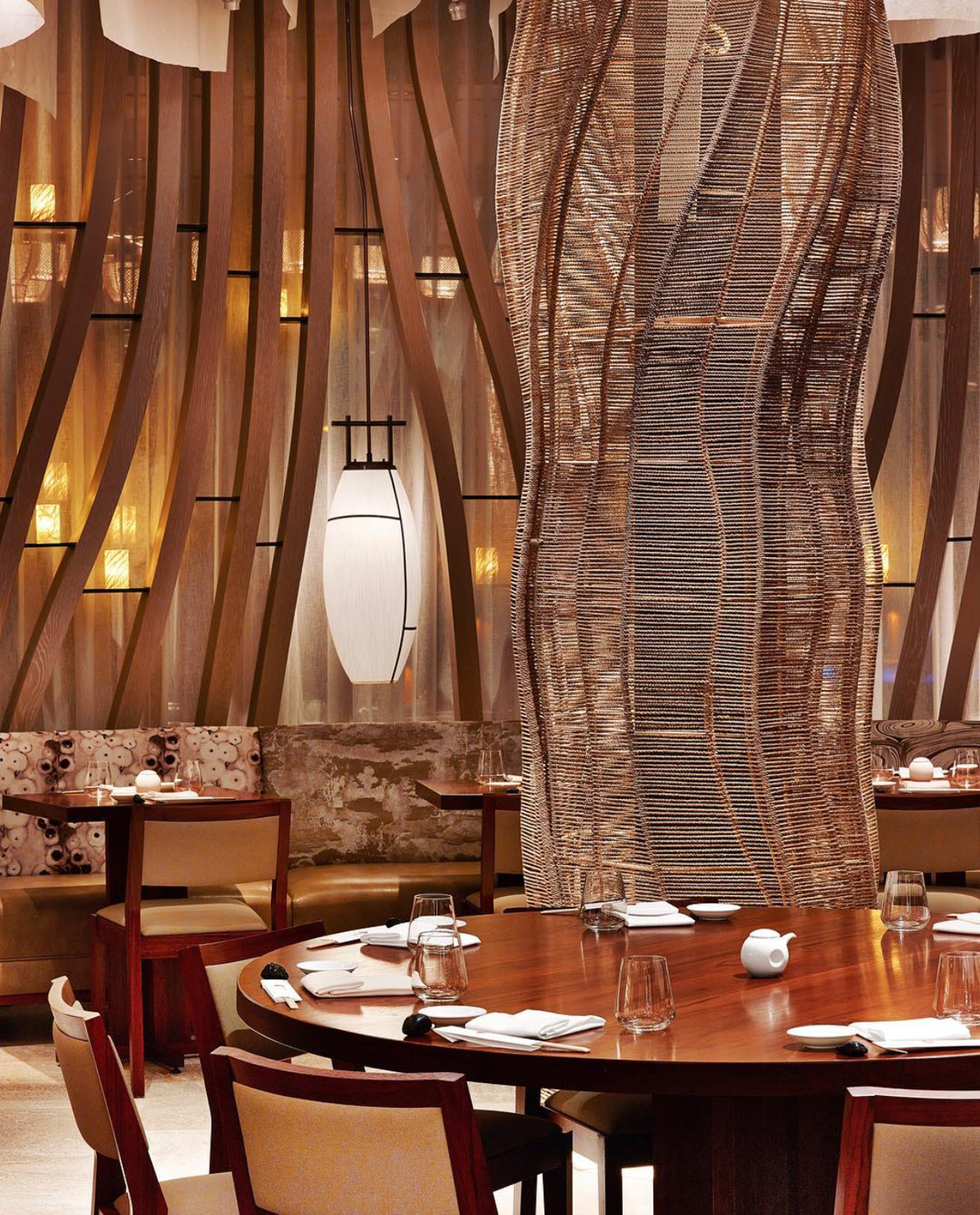 日式餐厅Nobu Miami 美国 日本料理 弧形 曲线 logo设计 vi设计 空间设计